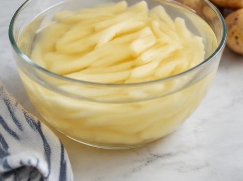 Trucos para conseguir unas patatas fritas más crujientes.